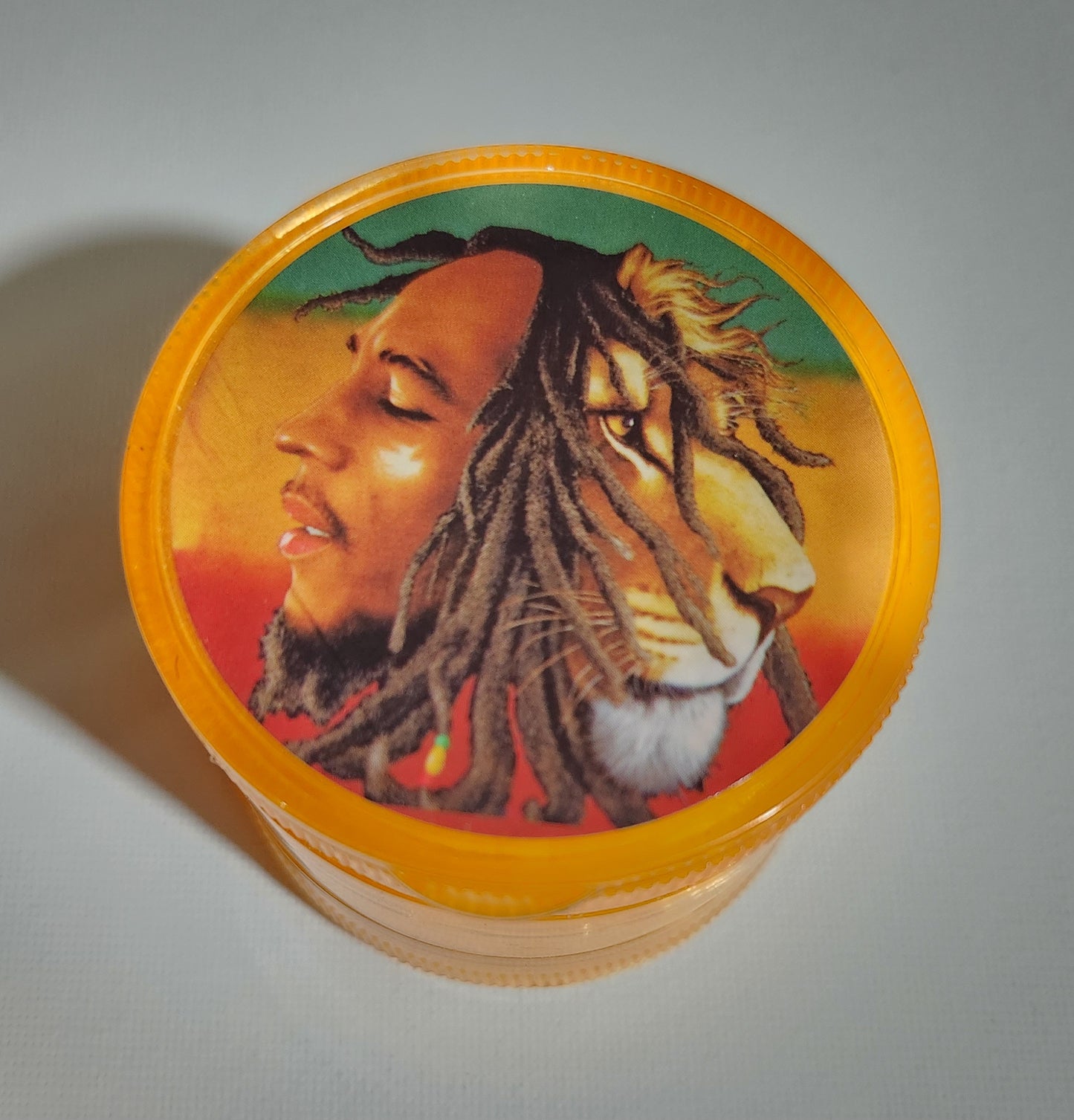 Picadora Plástica Bob Marley.
