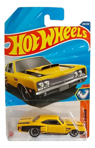 Hot Wheels 69 Dodge Coronet Superbee Amarillo.