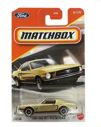 Matchbox 1968 Ford Mustang Fastback Dorado.