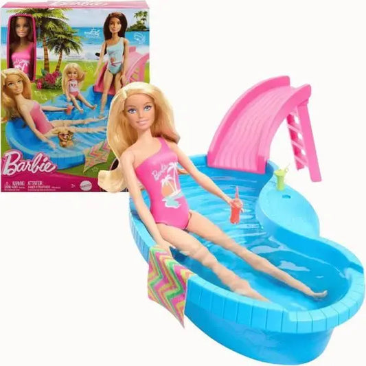 Barbie con Piscina Mattel.
