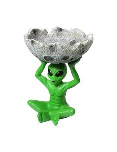 Cenicero Alien.