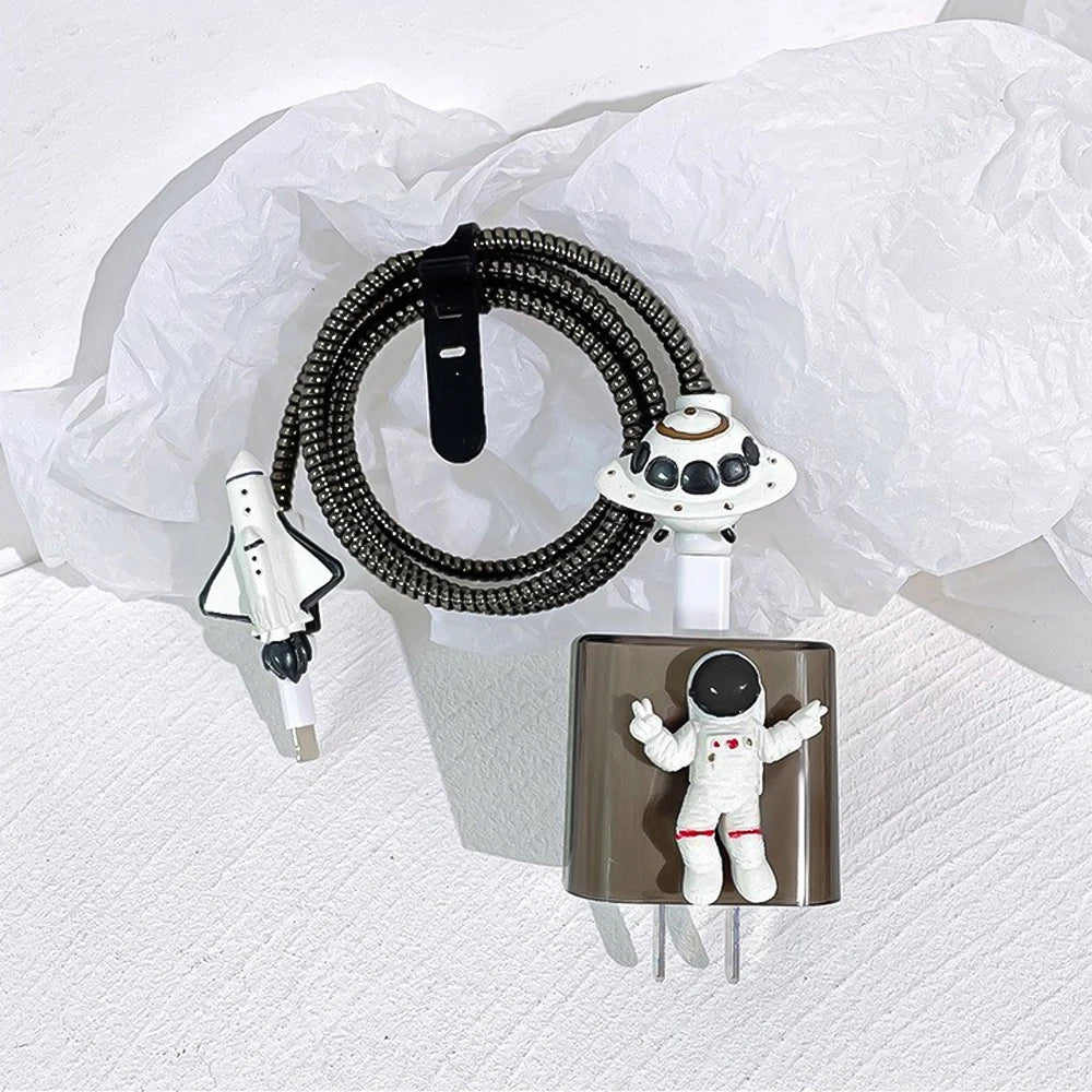 Estuche para Cargador Astronauta.