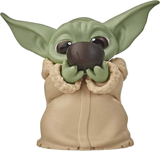 Figura Star Wars Baby Yoda con Tacita.