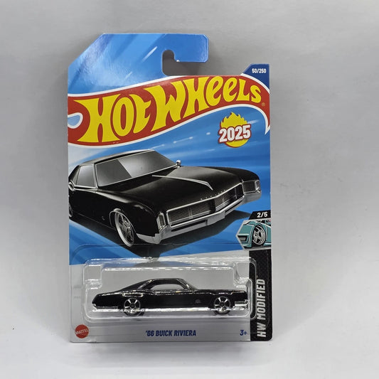 Hot Wheels 66 Buick Riviera Negro.