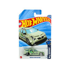 Hot Wheels Pontiac Aztek Custom Verde.