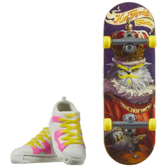 Hot Wheels SKATE Purrformer.
