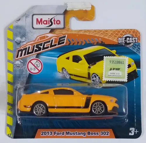 Maisto 2013 Ford Mustang Boss 302 Amarillo.