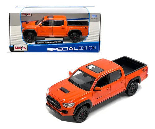 Maisto 2023 Toyota Tacoma TRD PRO Naranja.