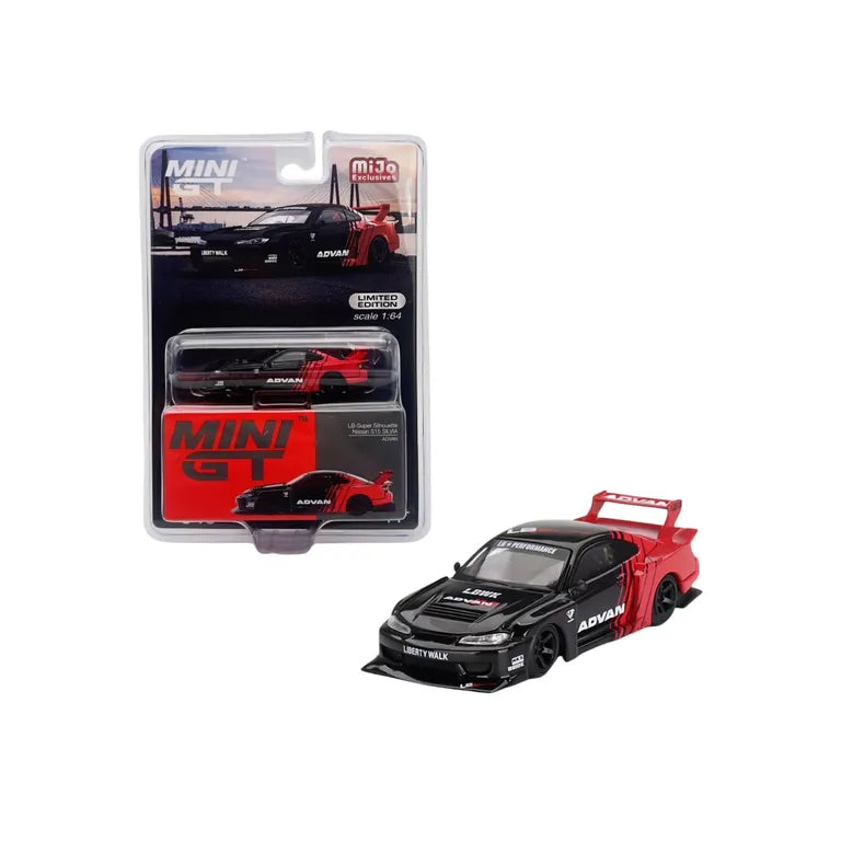 Mini GT Nissan LB-Super Silhouette S15 Silvia.