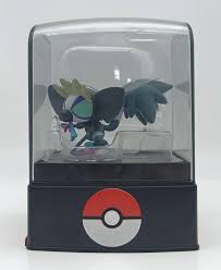 Pokémon Select Grafaiai con Caja de Exhibición.