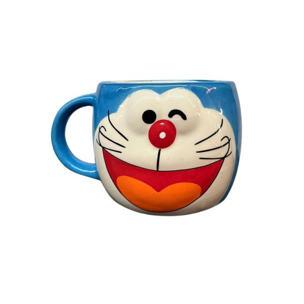 Taza Doraemon.