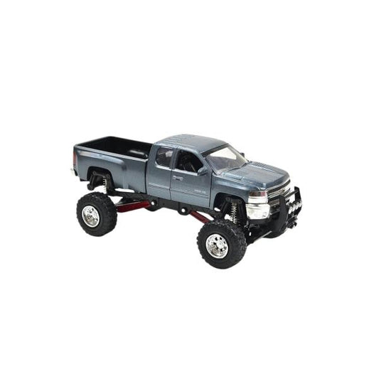 Xtreme Off-Road Chevrolet Silverado 2500HD.