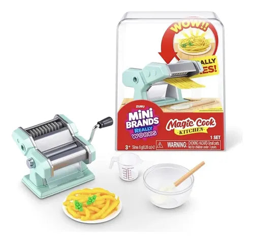 Zuru Mini Brands Cocina Magic Cook Cortadora de Pasta Manual.